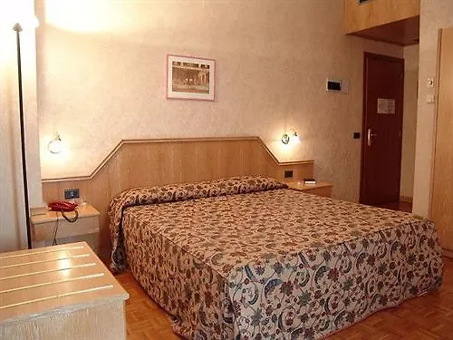 Hotel Riviera Segrate Włochy