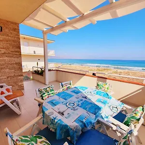 https://castellammare-holiday.sicilyhotelsitaly.net